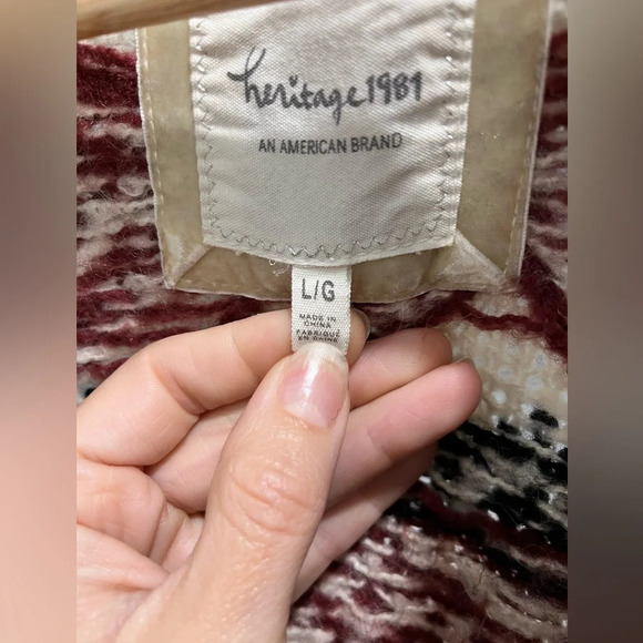 Heritage 1981 wool blend Knit cardigan Sweater with wooden buttons and pockets L - Picture 8 of 9